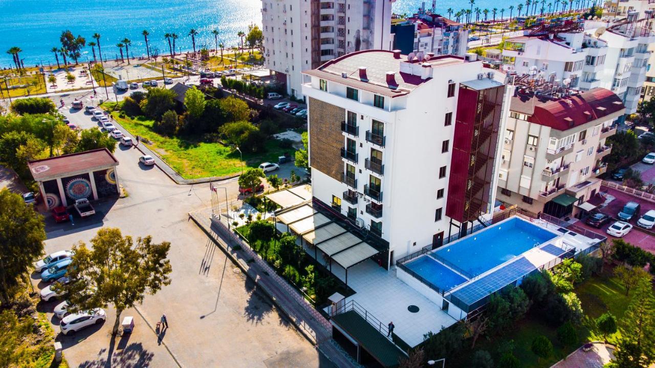 Zeynel Hotel Antália