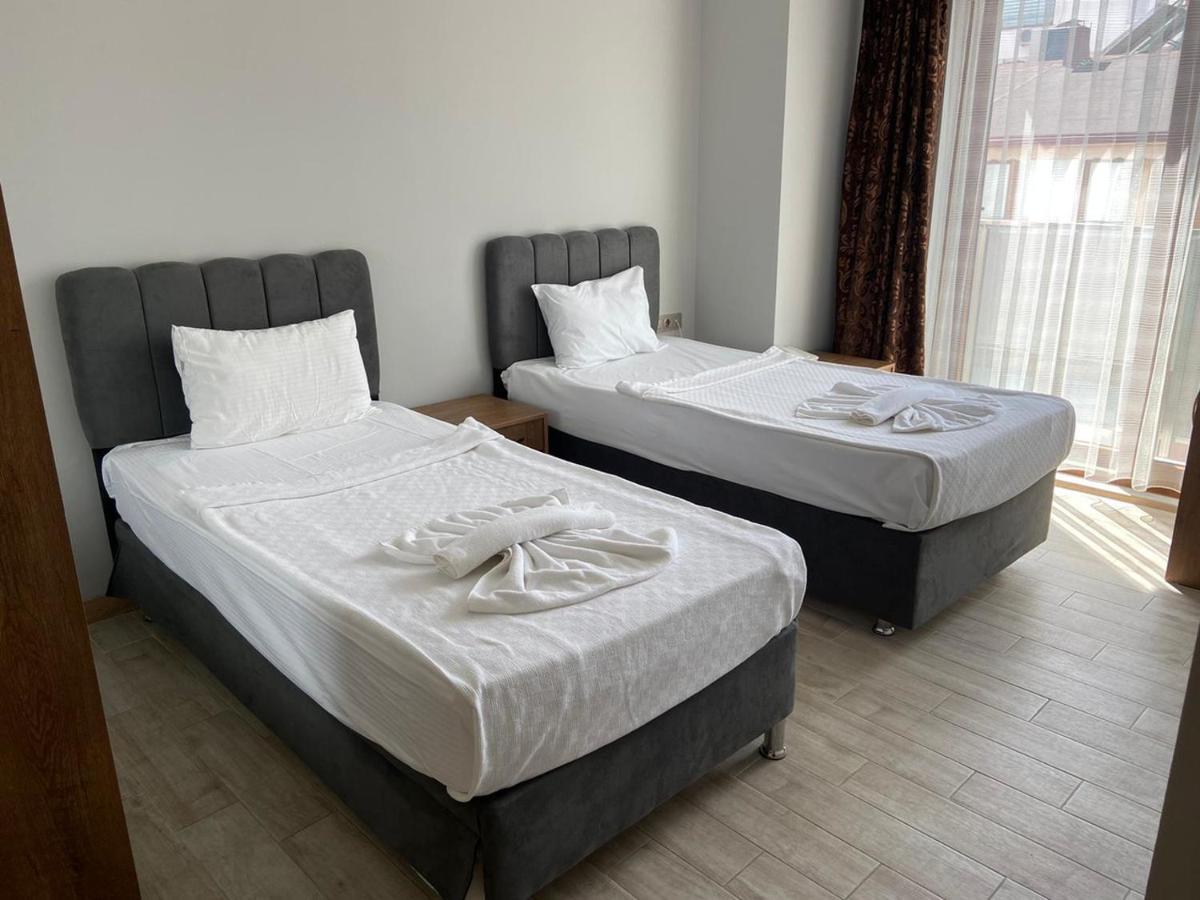 Zeynel Hotel Antália