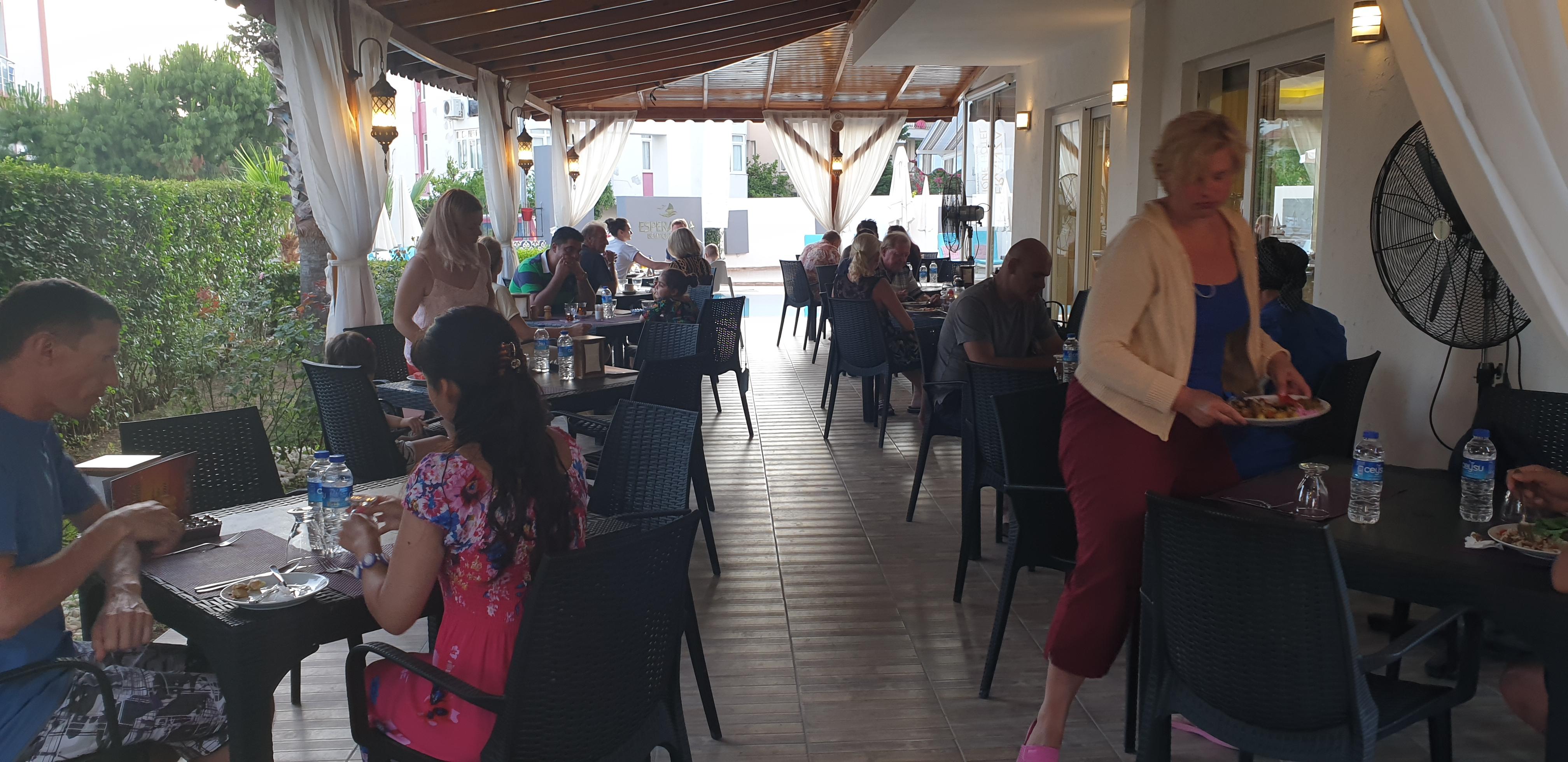 Esperanza Otel