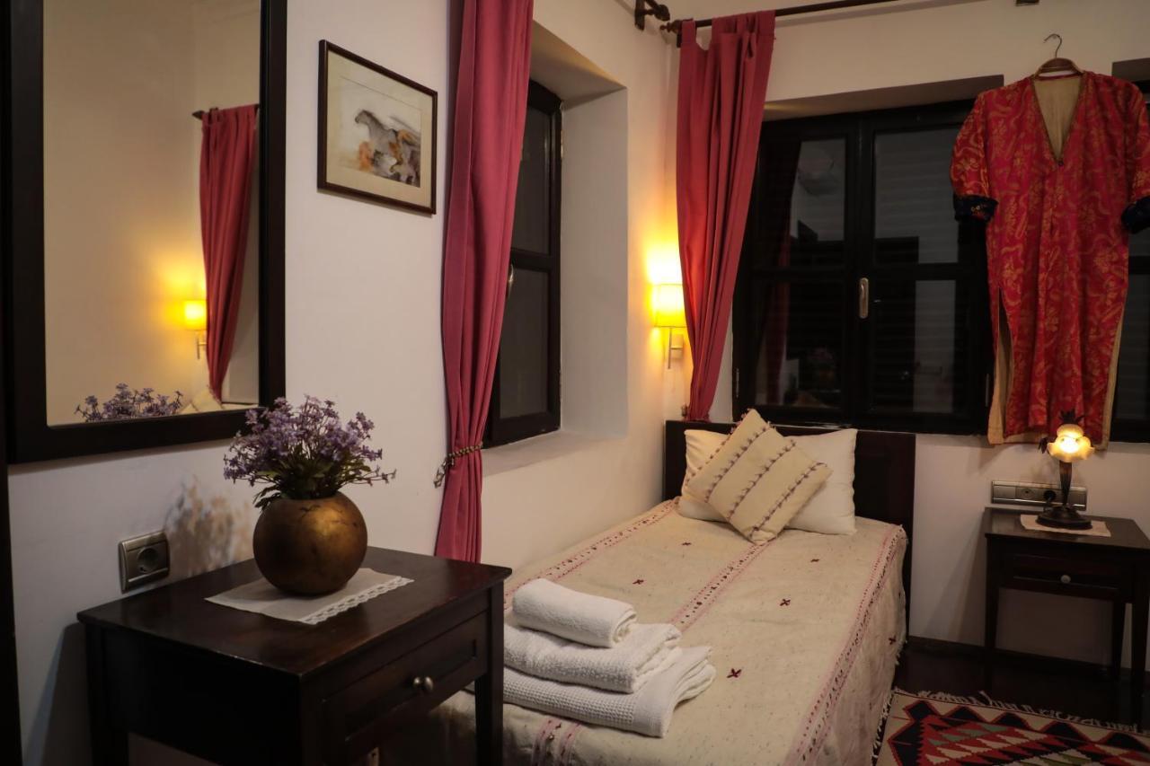Hotel Hadrianus Pansion Antália