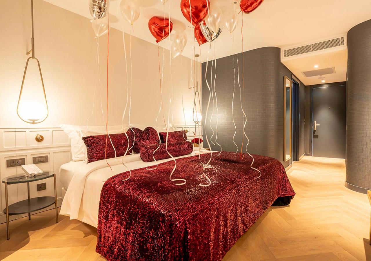Hotel Akra 5*