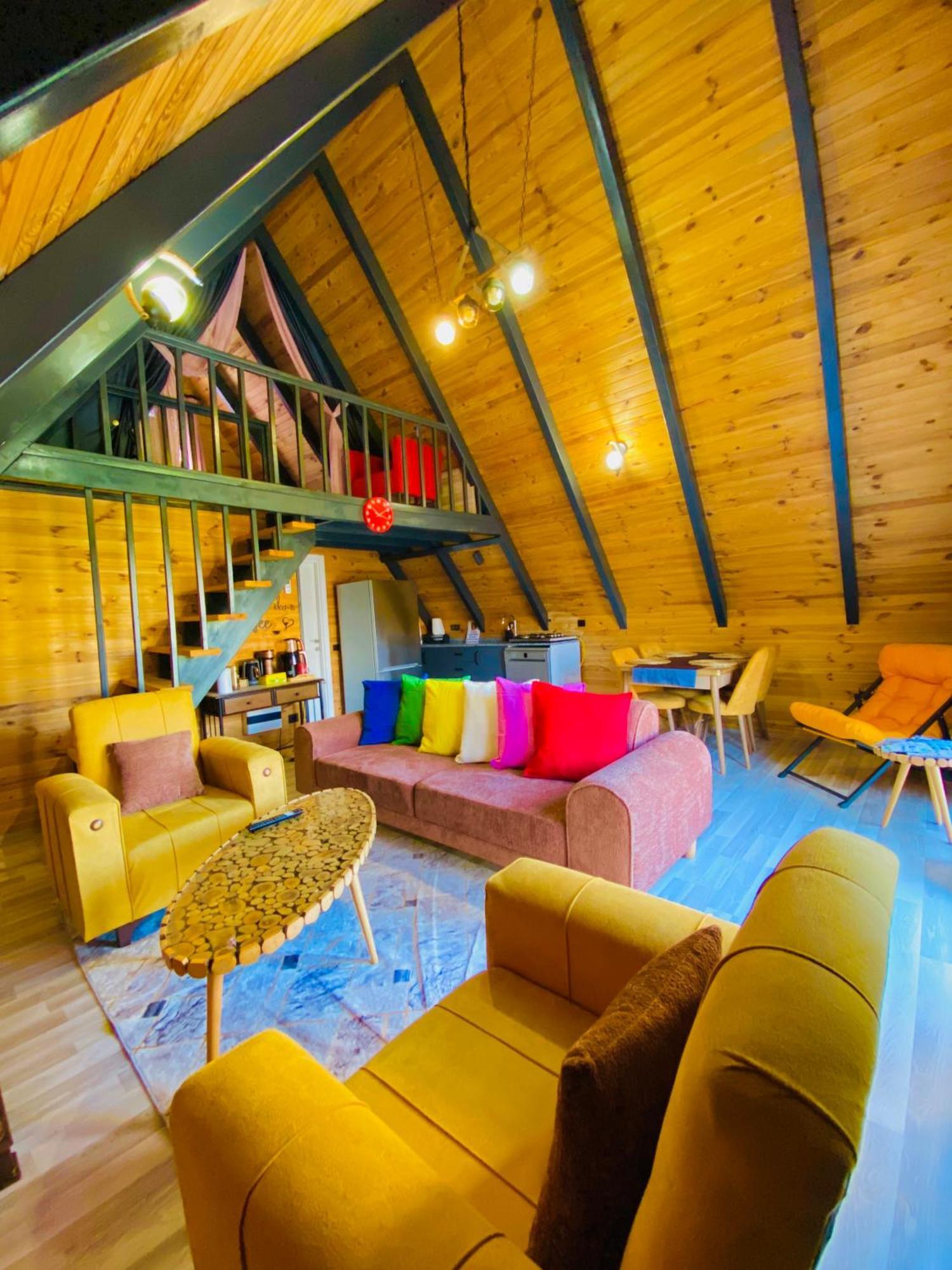 Garden Hotel *