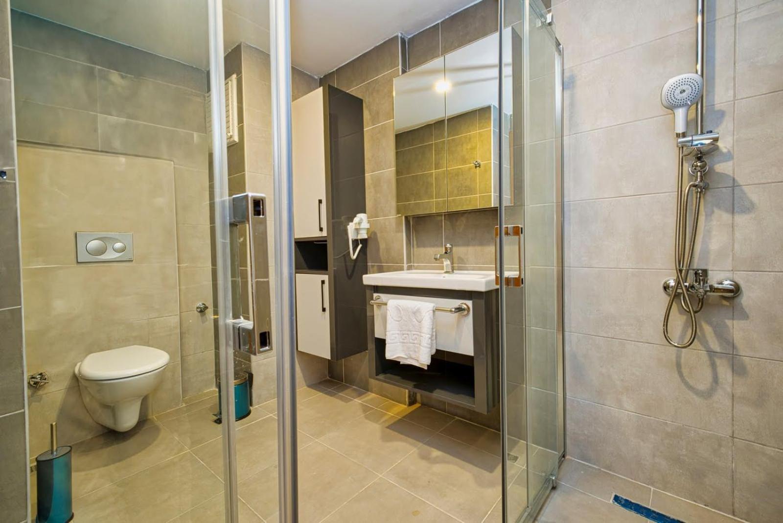 Laristone Apart Otel *