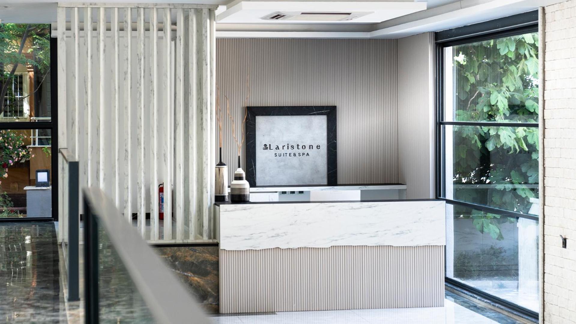 Laristone Apart Otel *