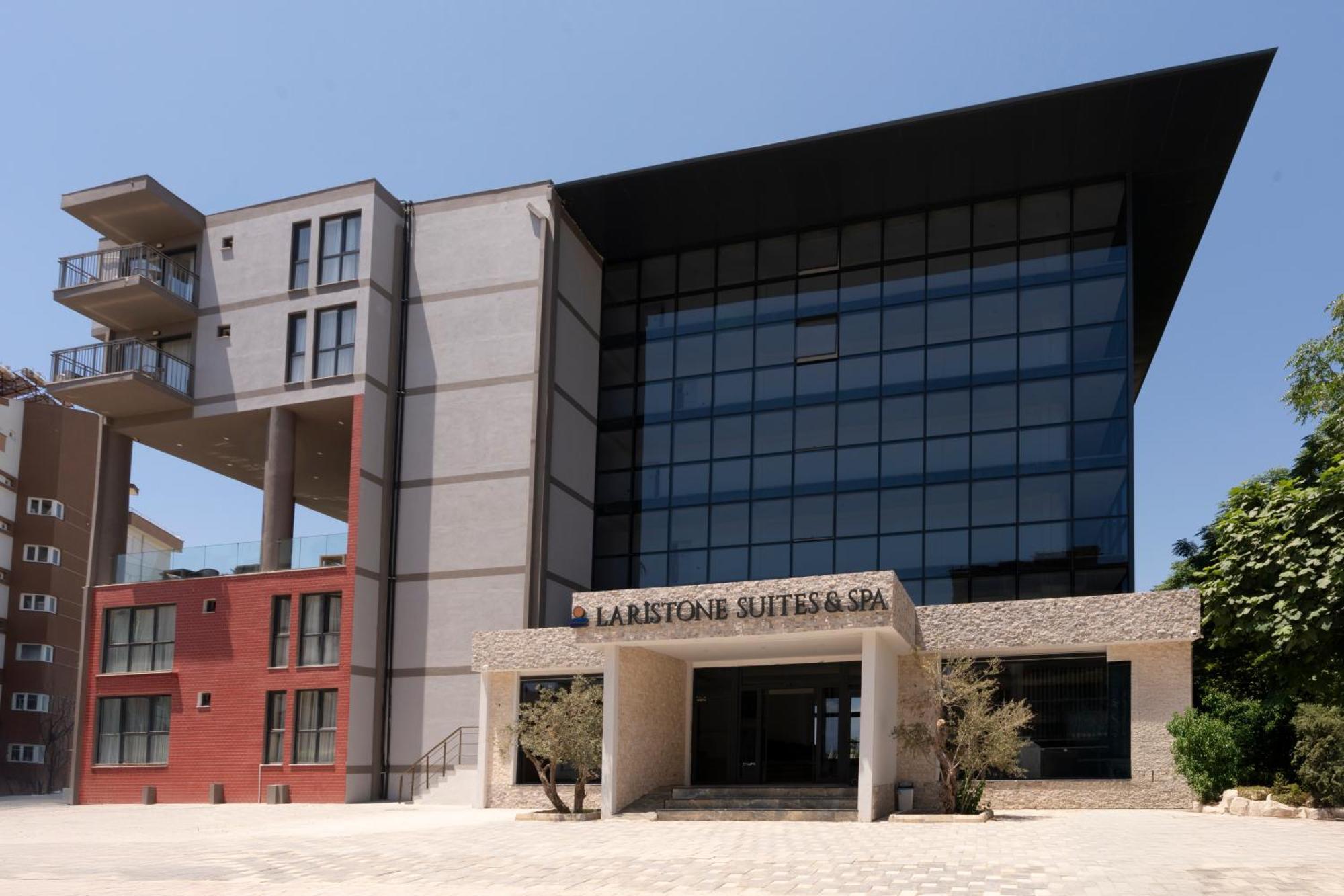 Laristone Apart Otel