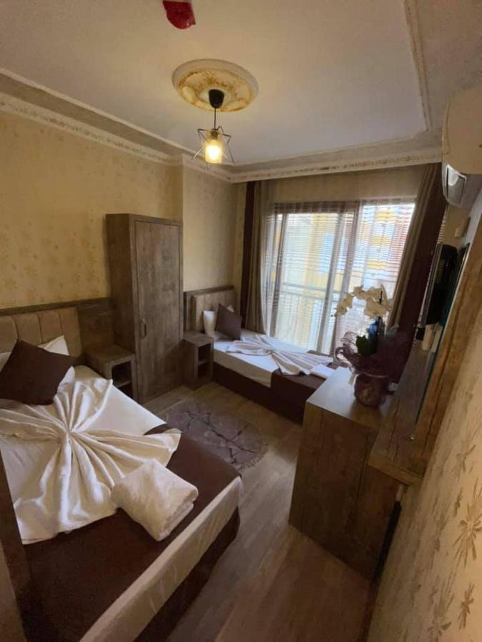 Otel özgür