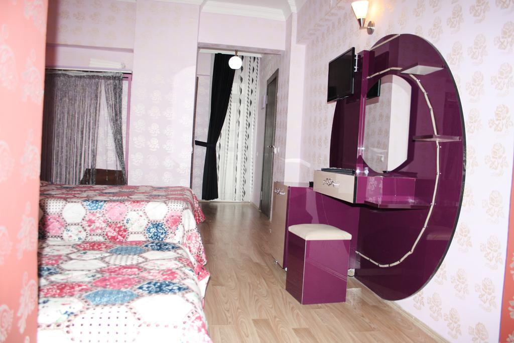 Hotel Rozz 1 2*