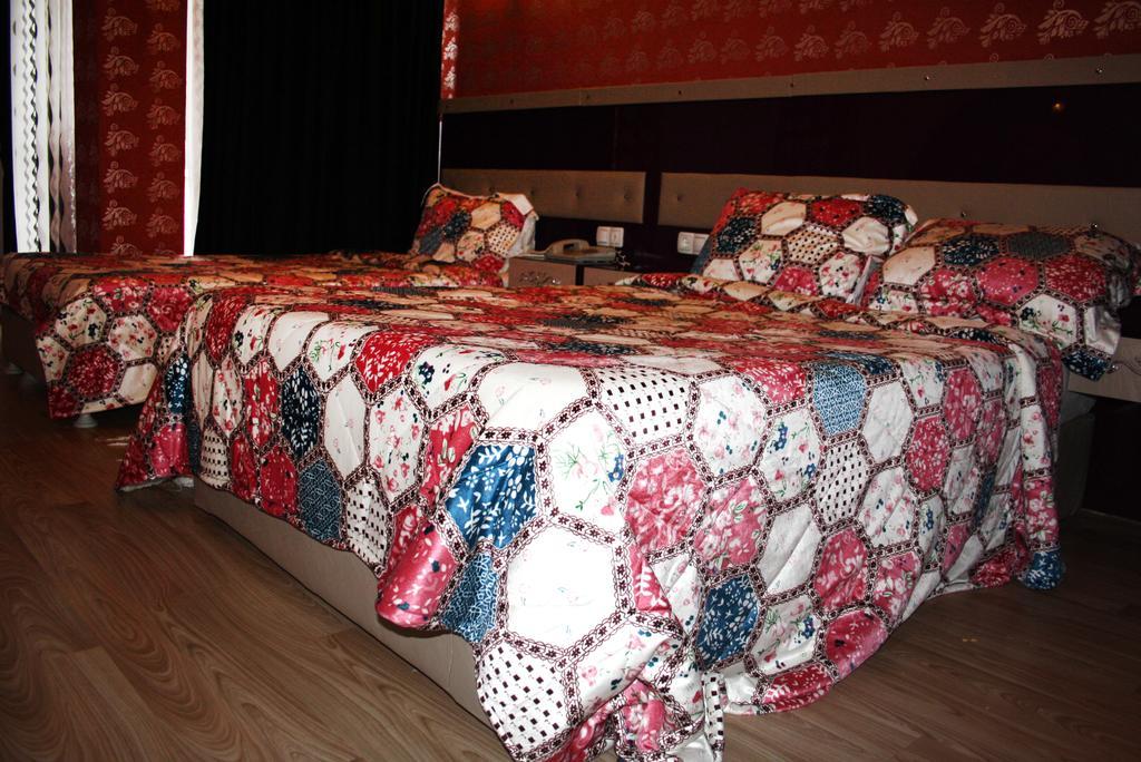 Hotel Rozz 1