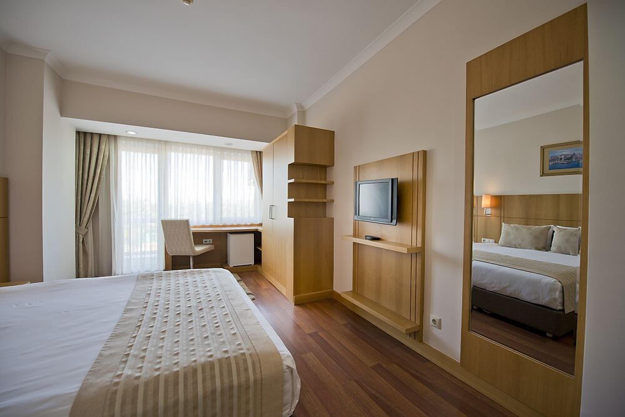 Nashira Hotel Antália