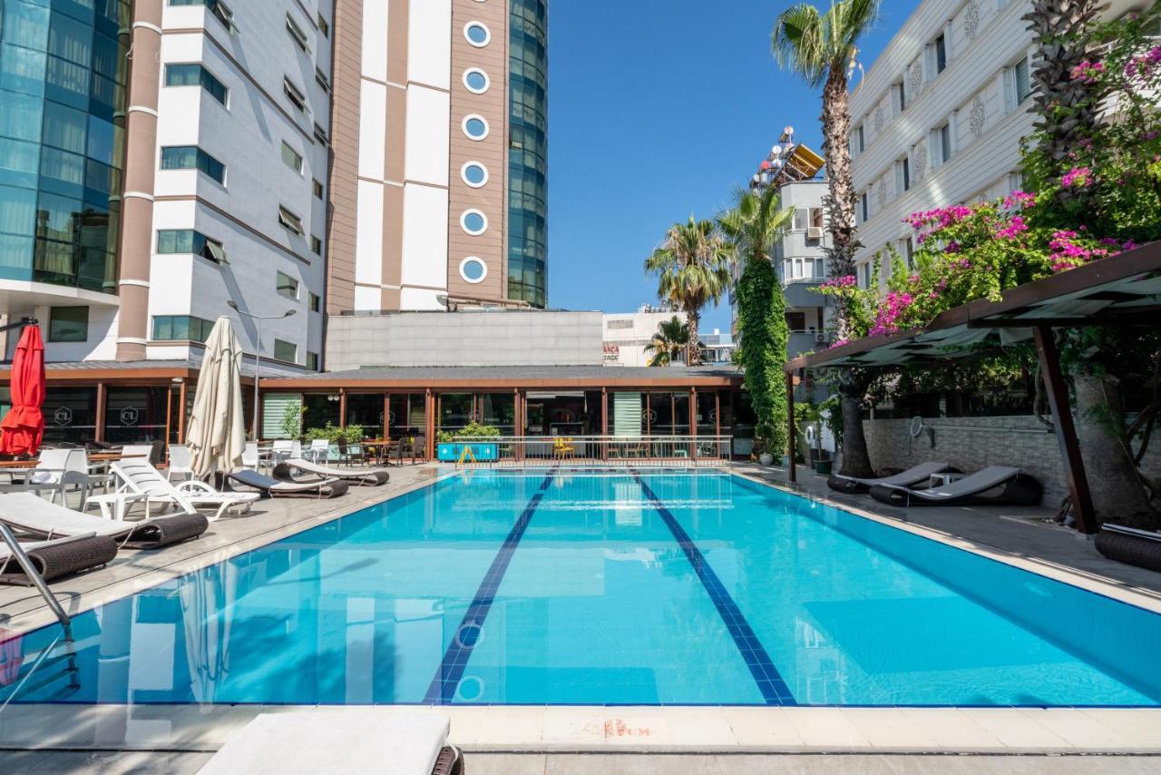 Live Hotel Antália