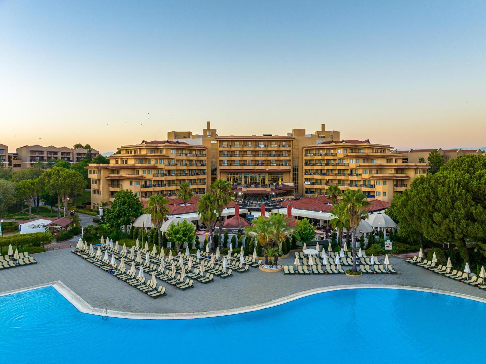 Asteria Family Belek Otel