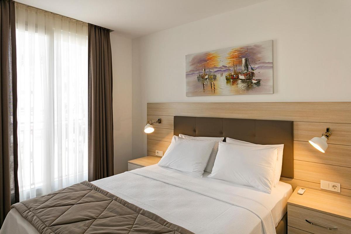 Apart-hotel The & 3*