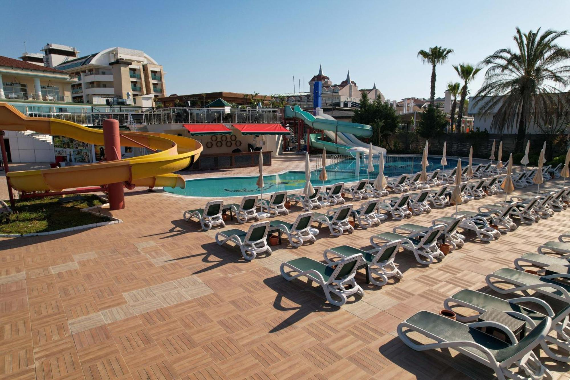 Clover Magic Seagate Belek Antália