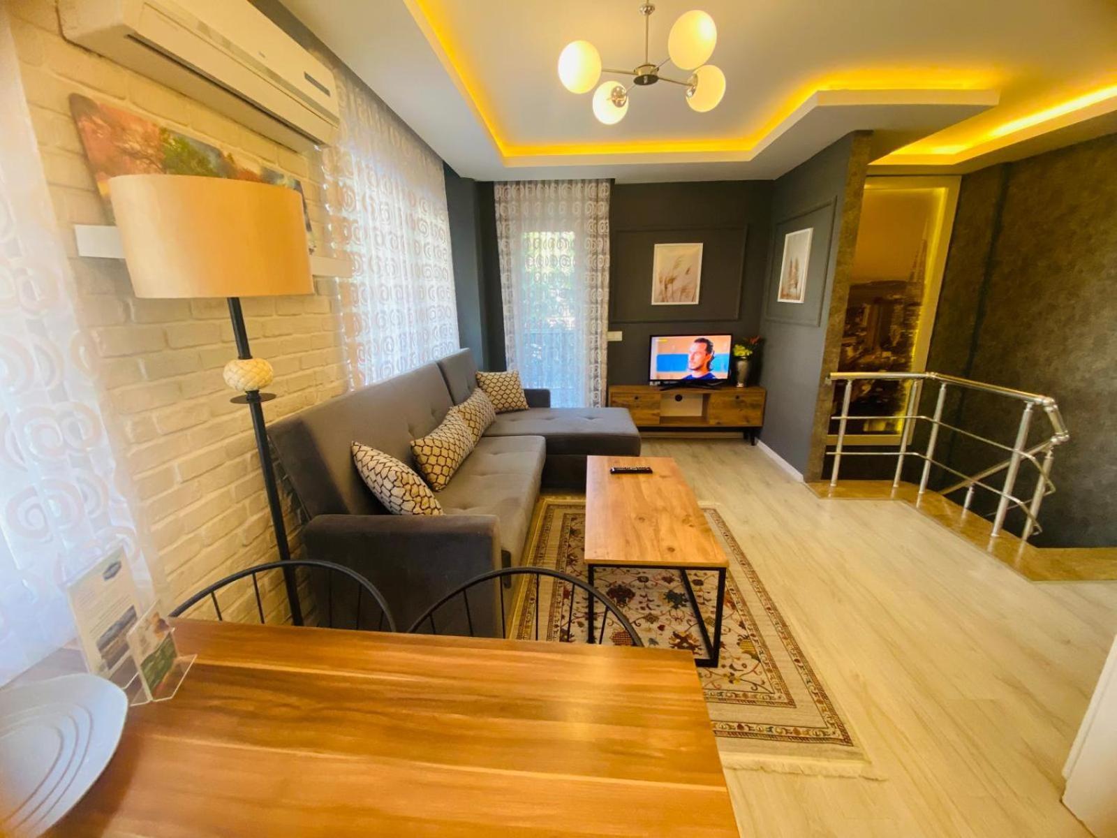 Royal Loft Apart-hotel 4*