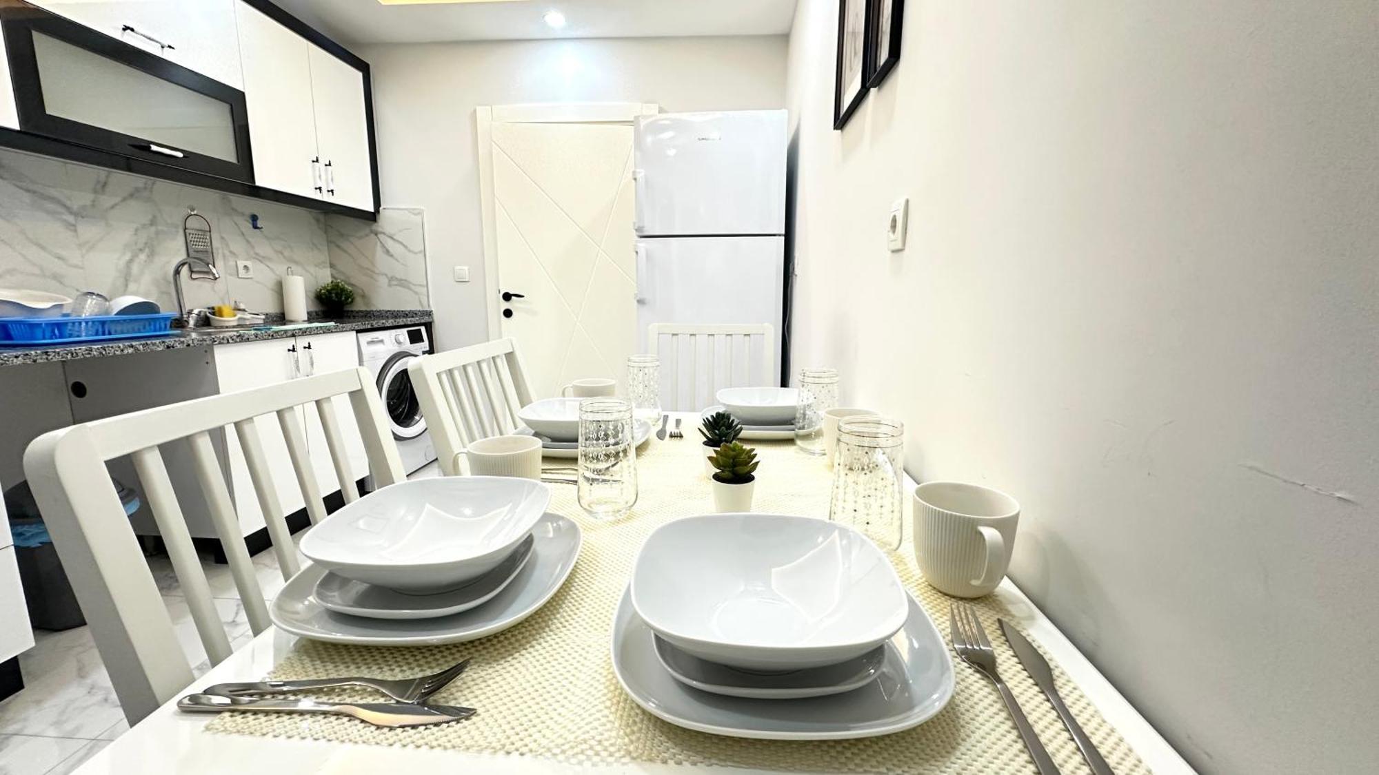 Daire Homely! Design Antalya, Parking, Balcony, Ac! *