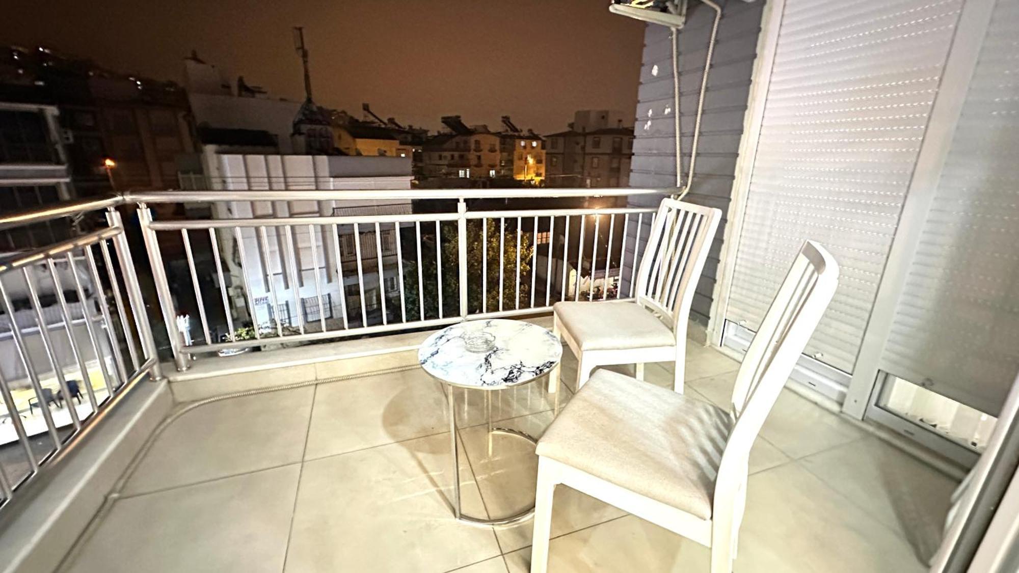 Daire Homely! Design Antalya, Parking, Balcony, Ac!