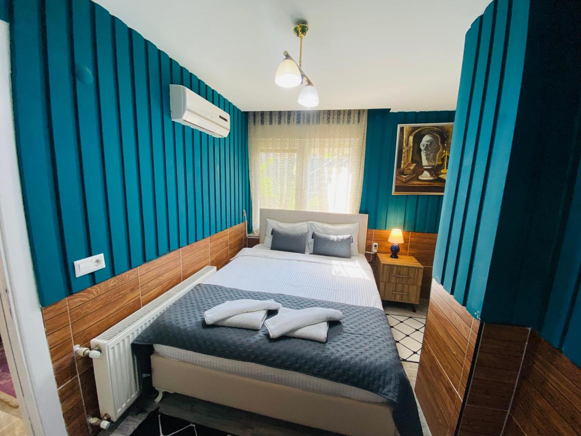 Apart-hotel Royal Loft 4*