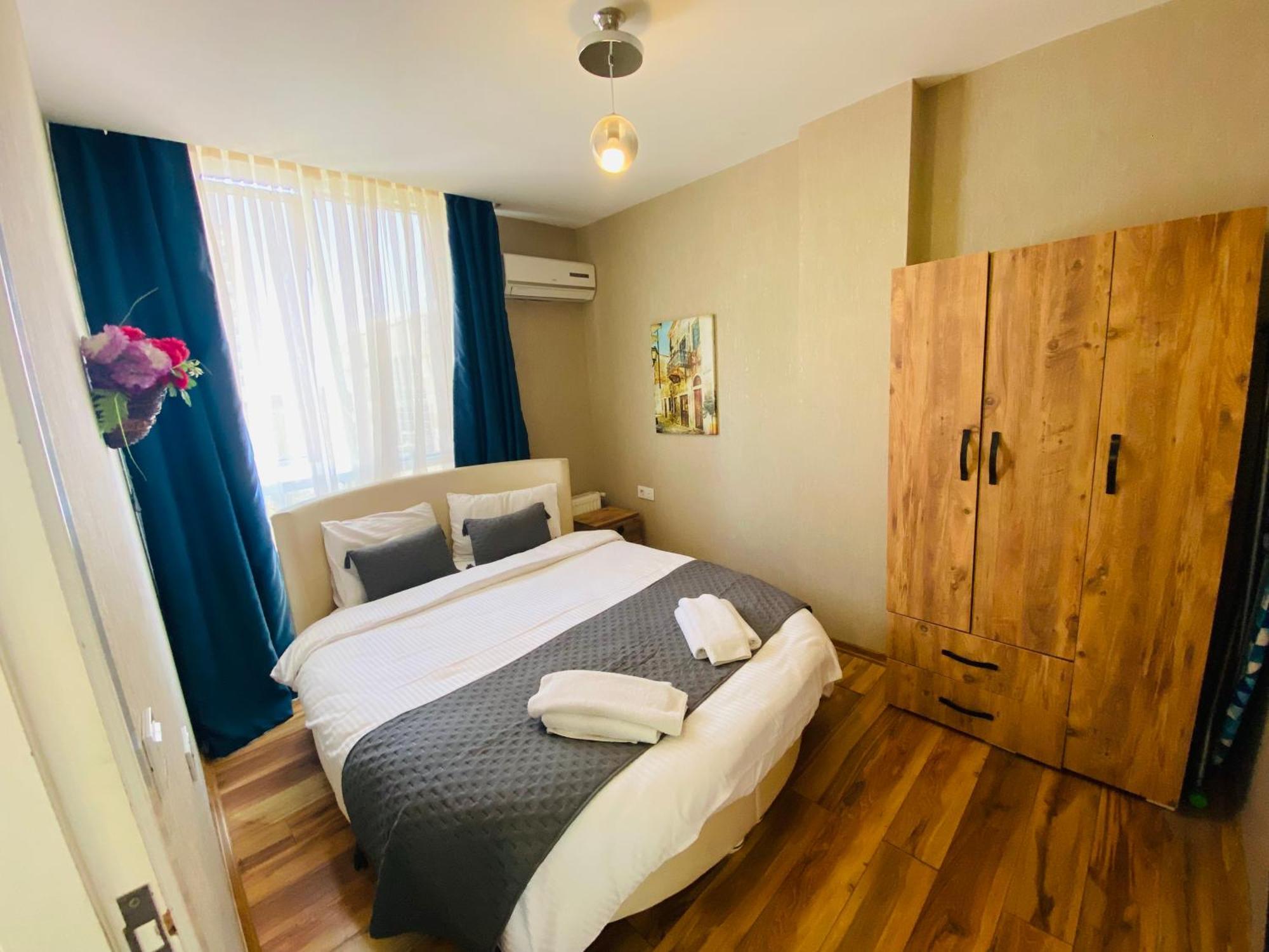 Royal Loft Apart-hotel 4*
