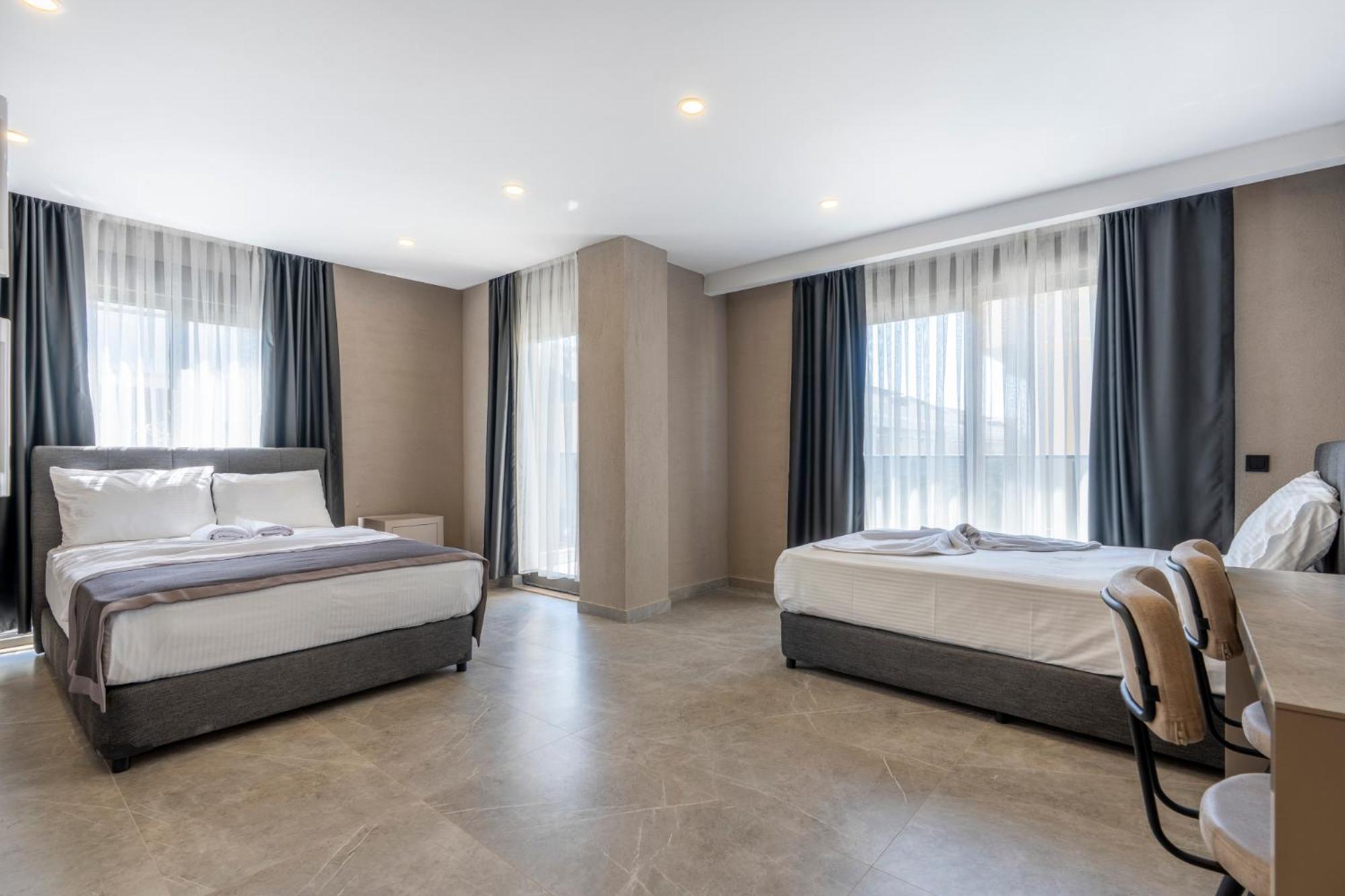Lara Homes Aparthotel 2*