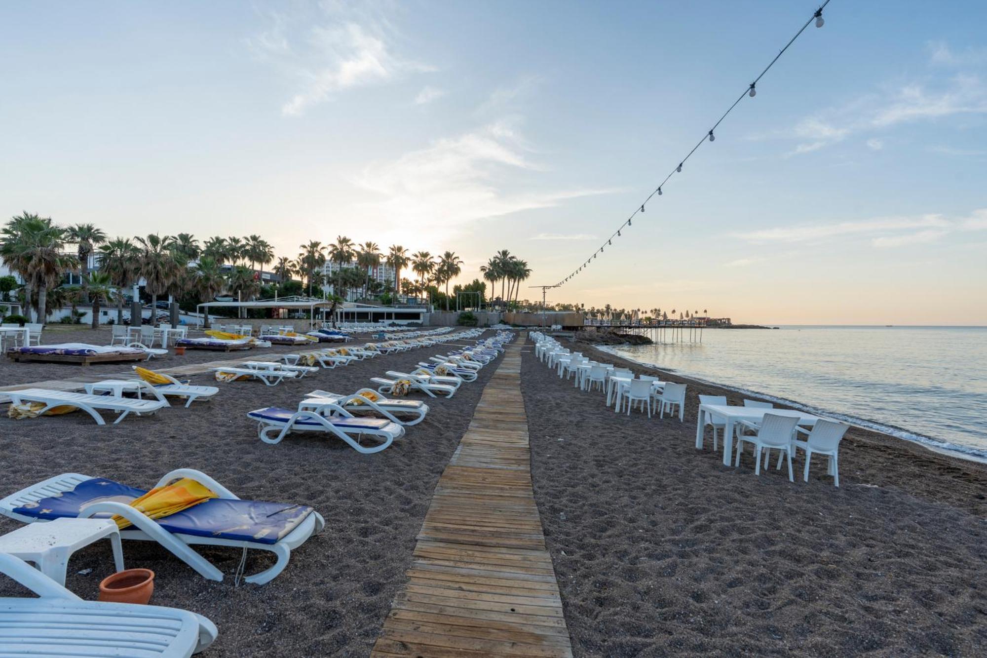 Lara Homes Aparthotel Antalya