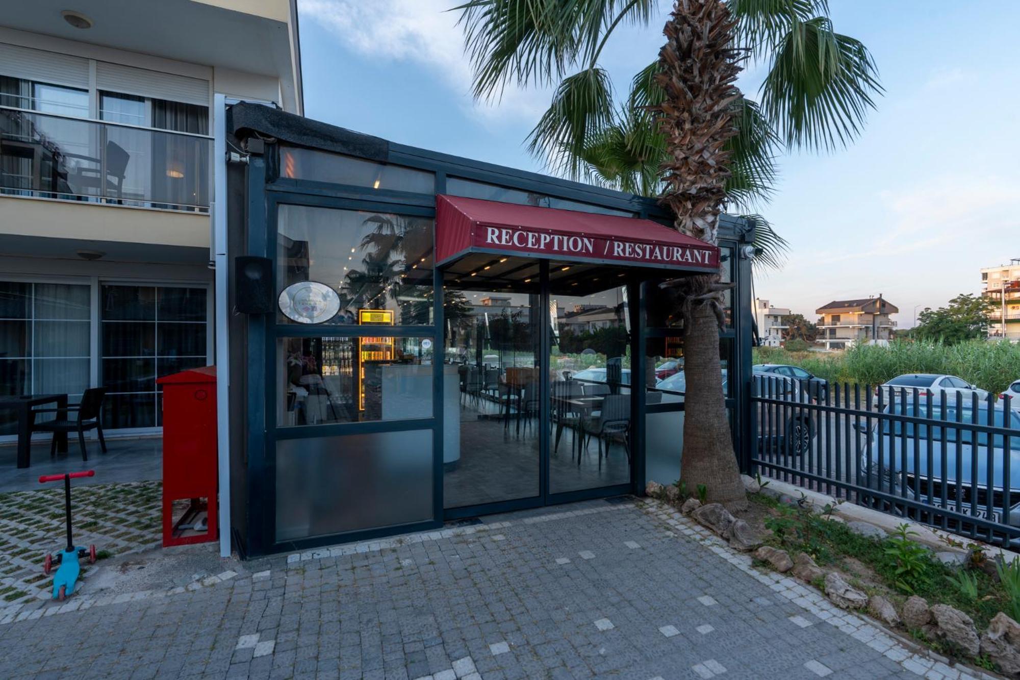 Lara Homes Aparthotel 2*