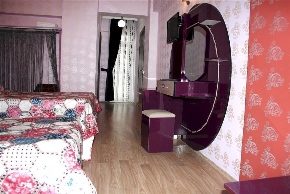 Hotel Rozz 1 2*