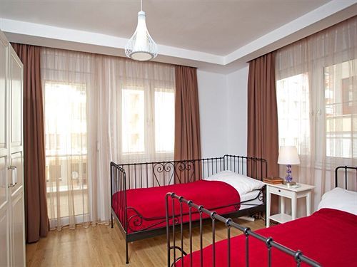 Apart-hotel The & 3*