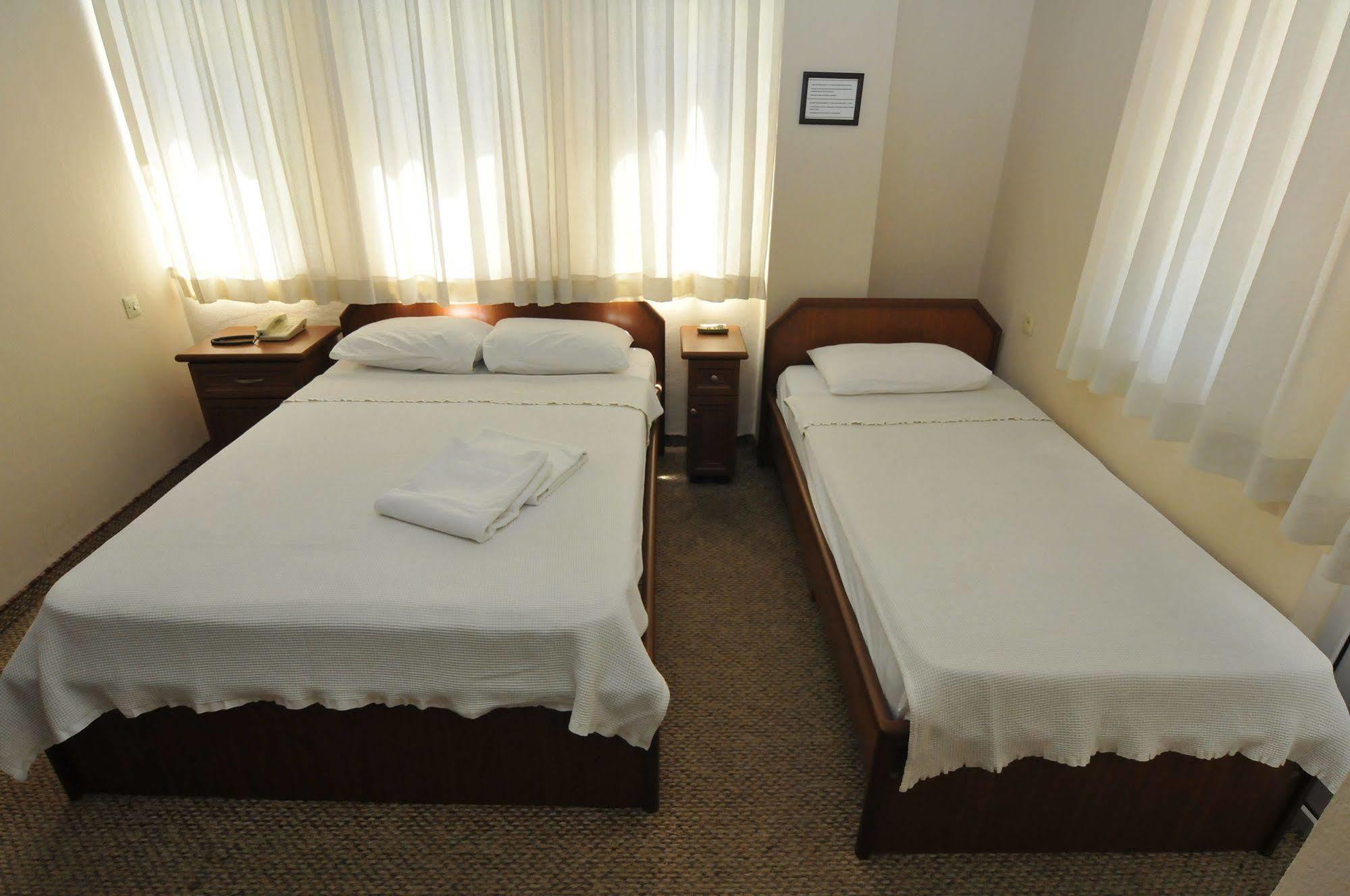 Alkan Hotel *