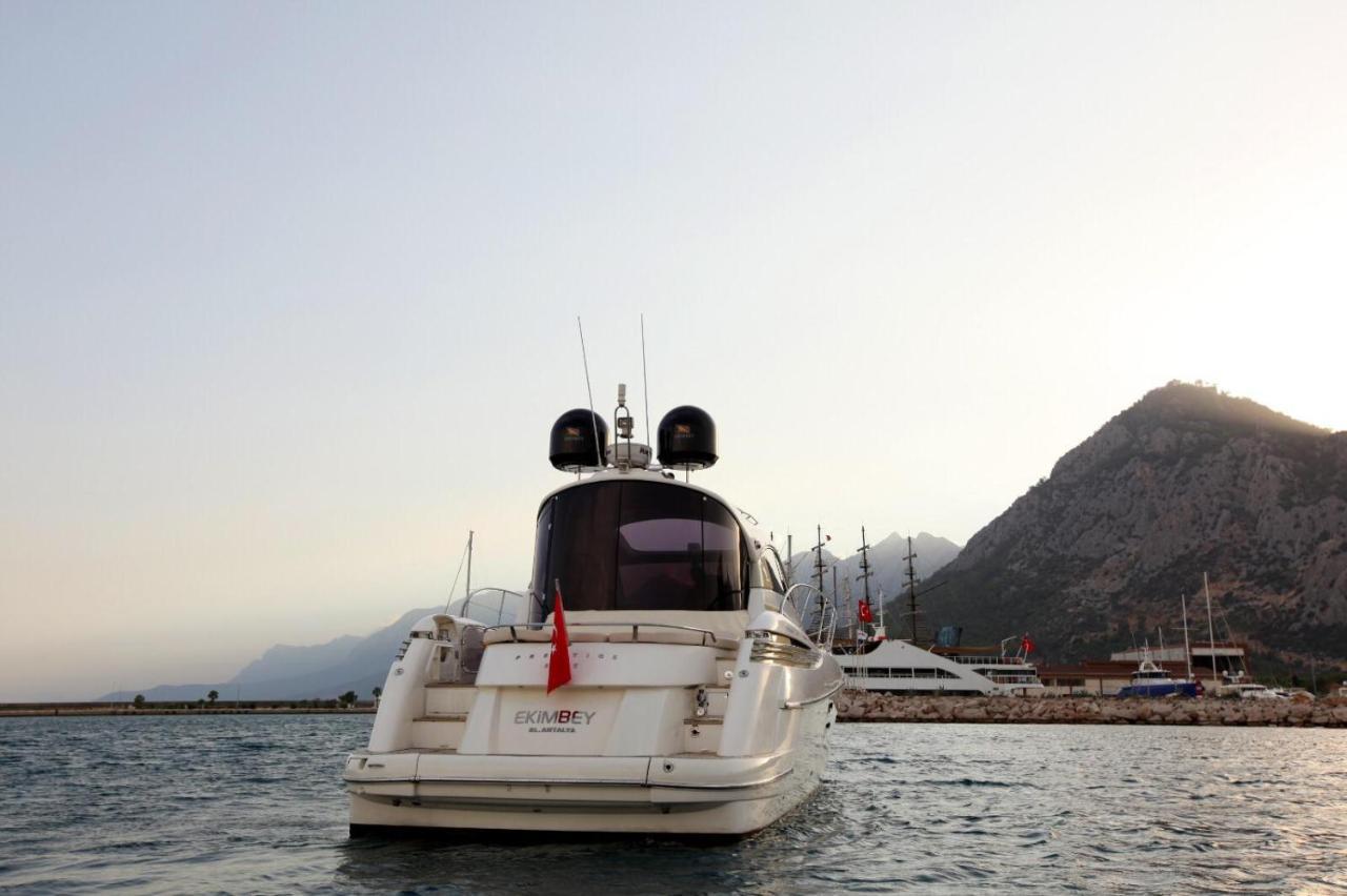 Botel Ekimbey Yacht Antalya