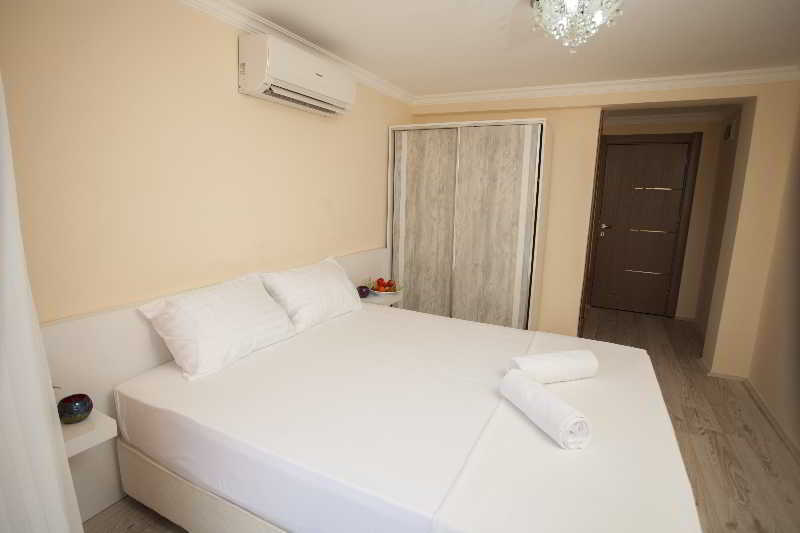 Otel Artemiss *