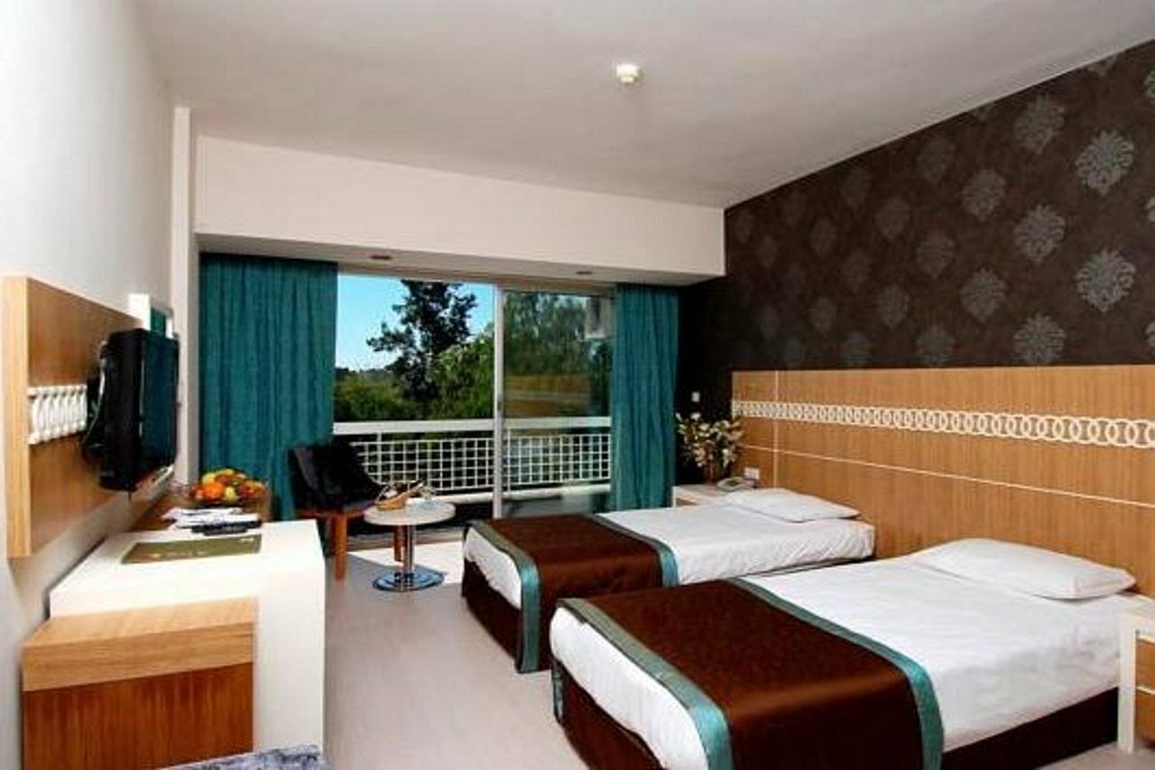 Hotel Nashira Antália