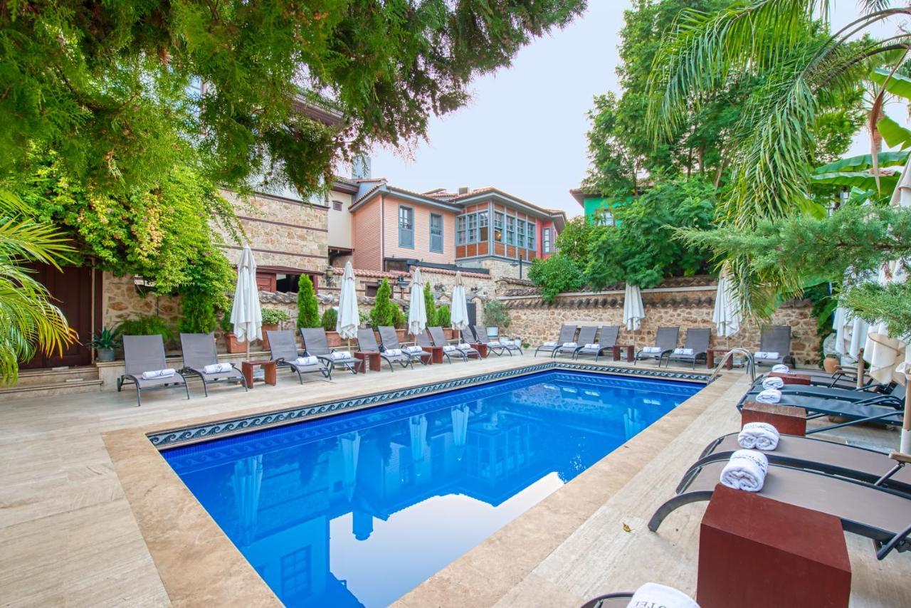 Otel Tuvana 4*