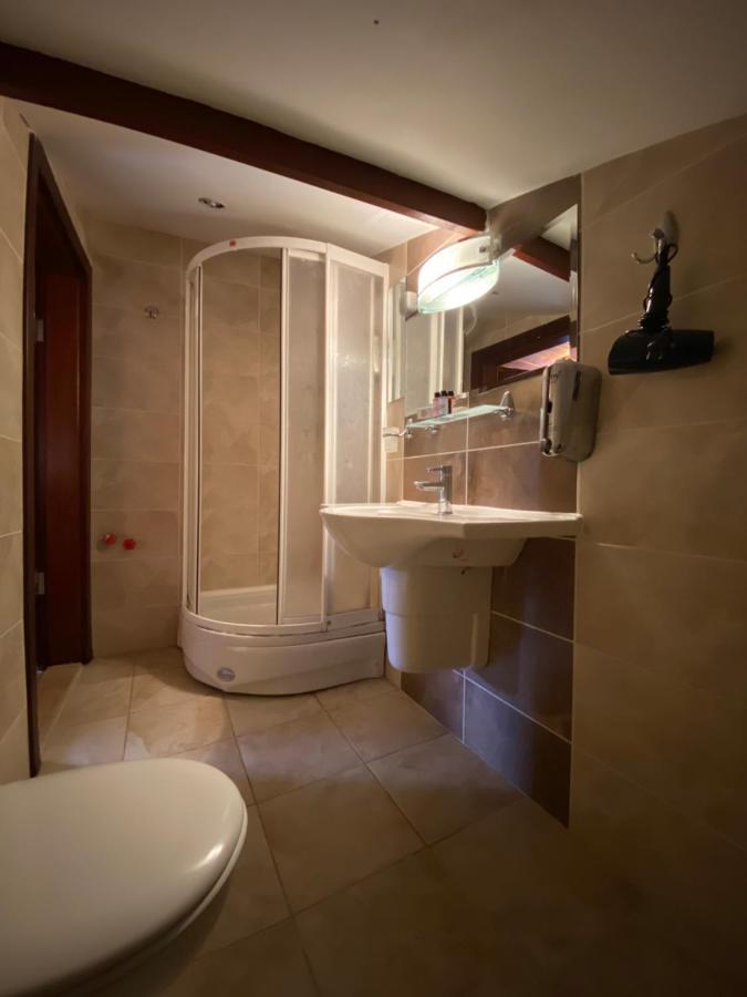 Cicerone Otel 4*
