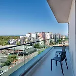 Awen Lara Hotel