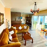 Peaceful Holiday-Sea View-Room