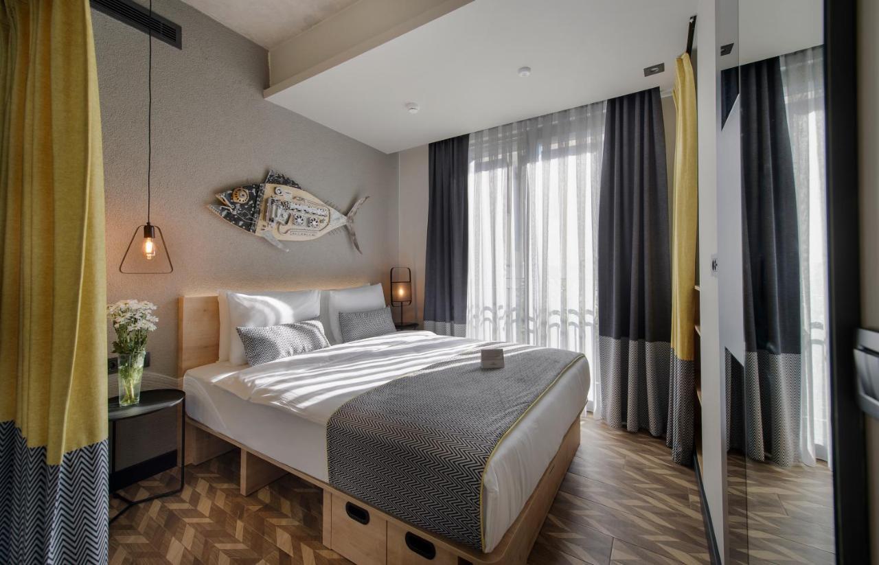 Apart-hotel Trend Cycle