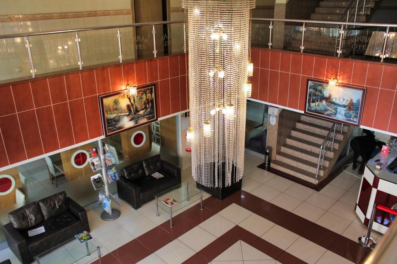 Hotel Berrak Su Antália