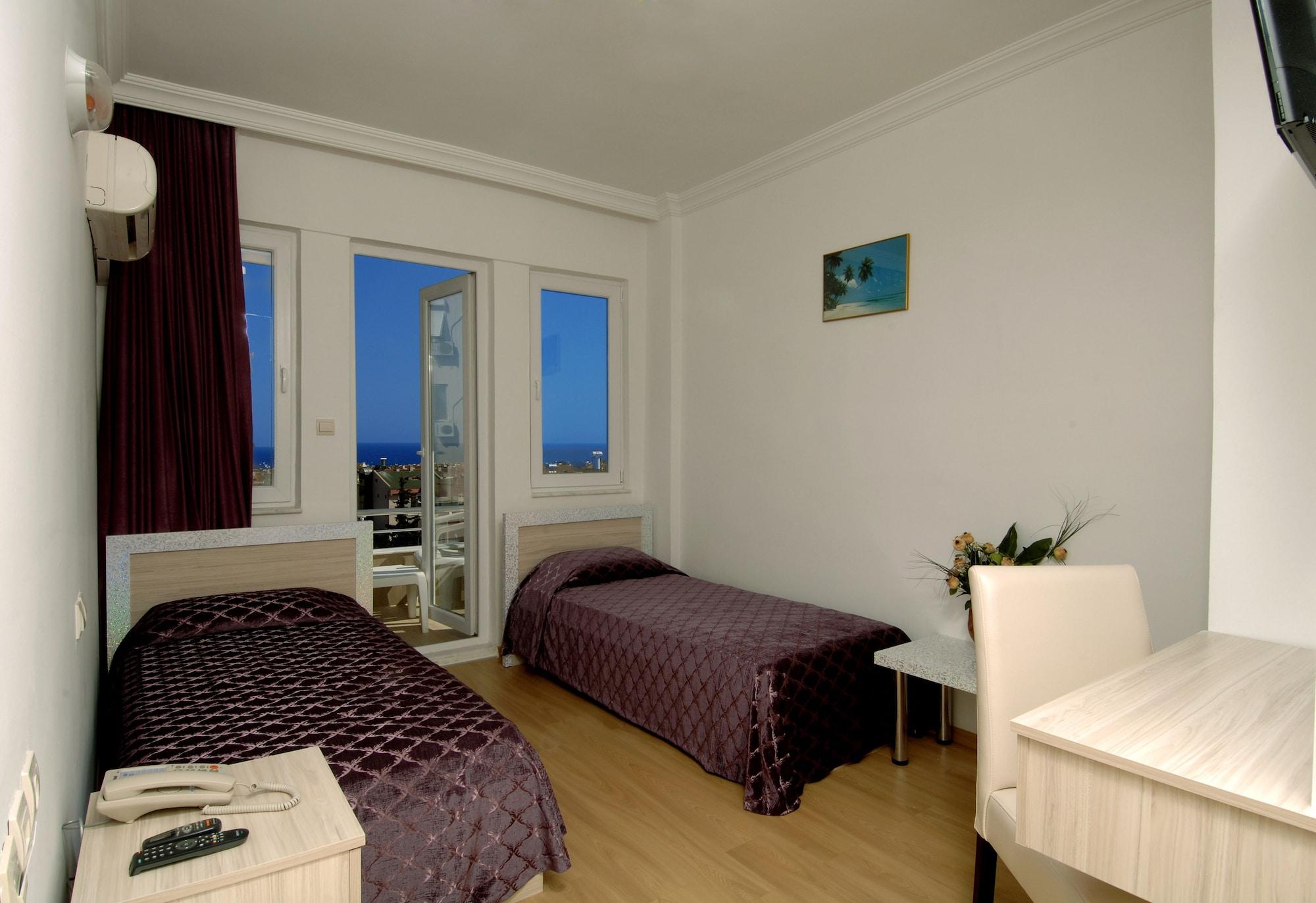 Lara Diamond Otel 3*