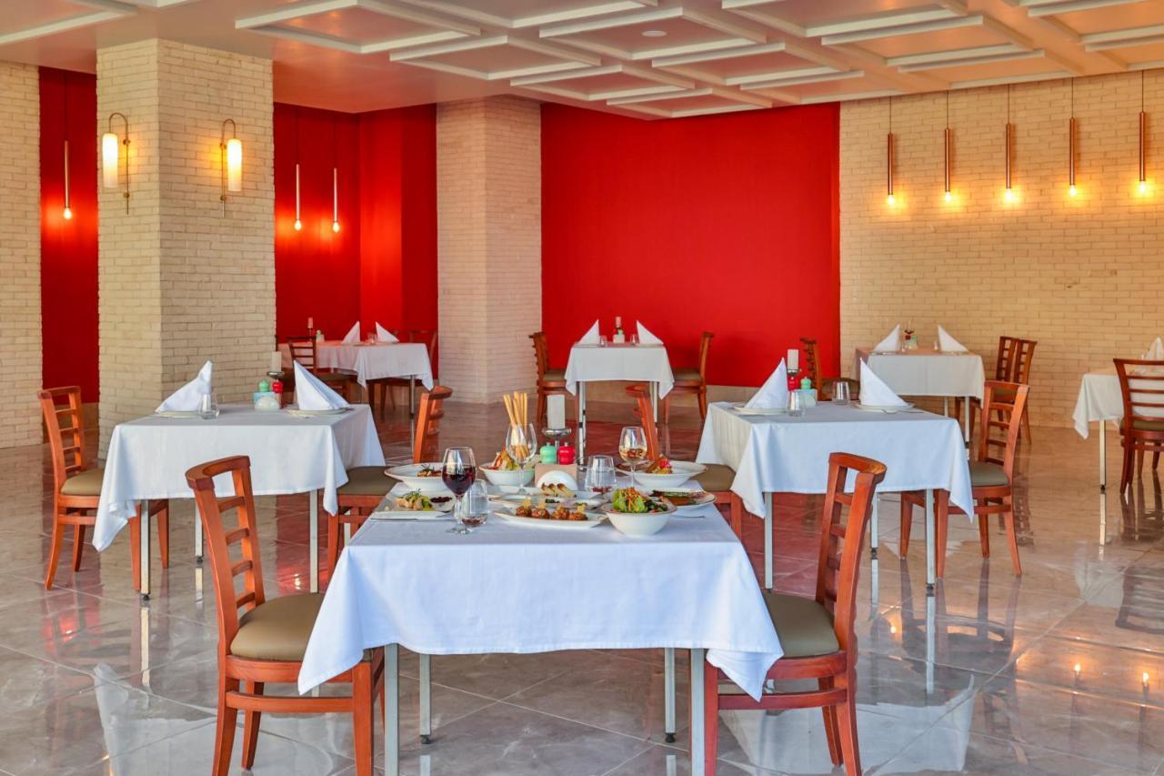 Crystal Centro - Ultimate Resort 5*