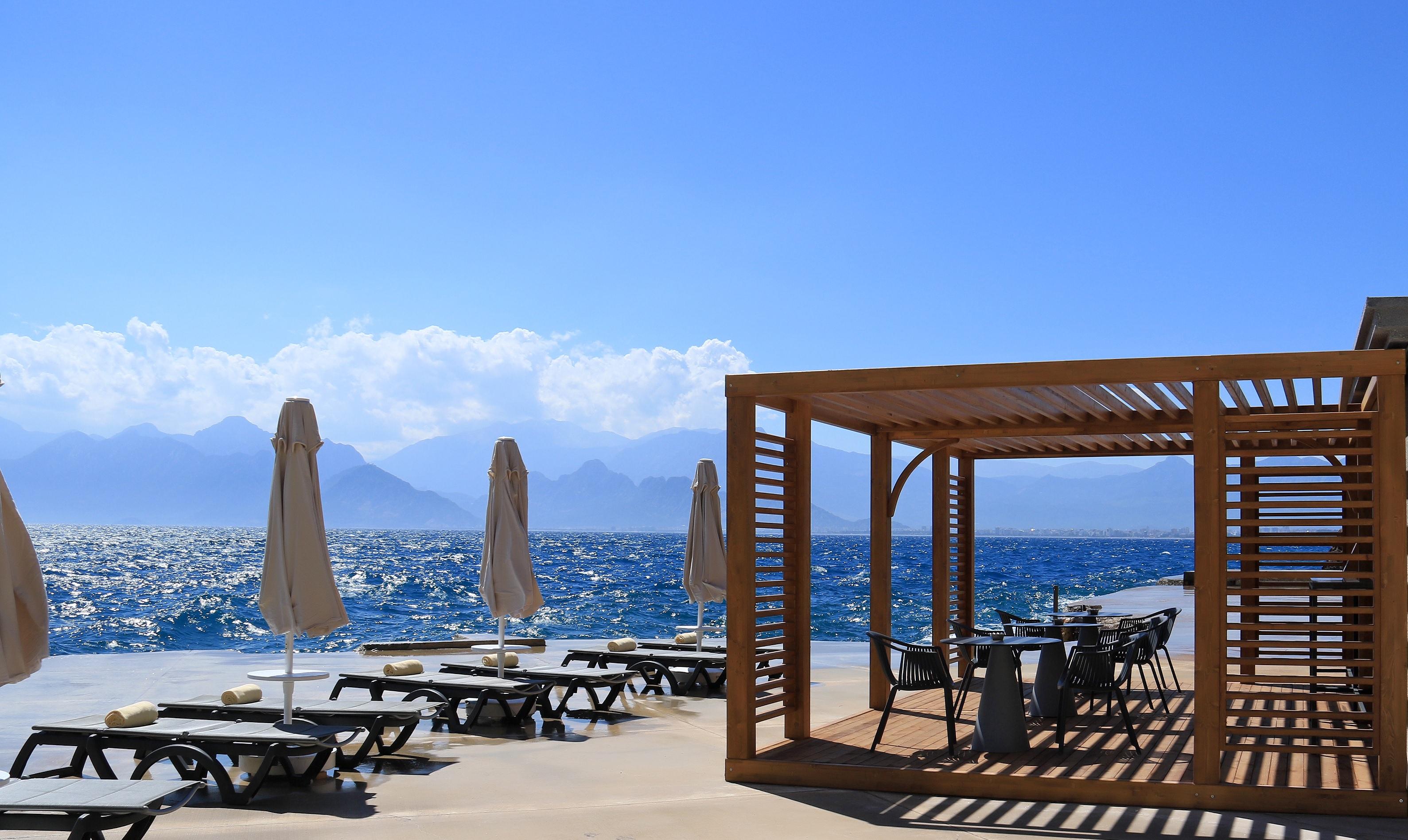 Akra Hotel 5*