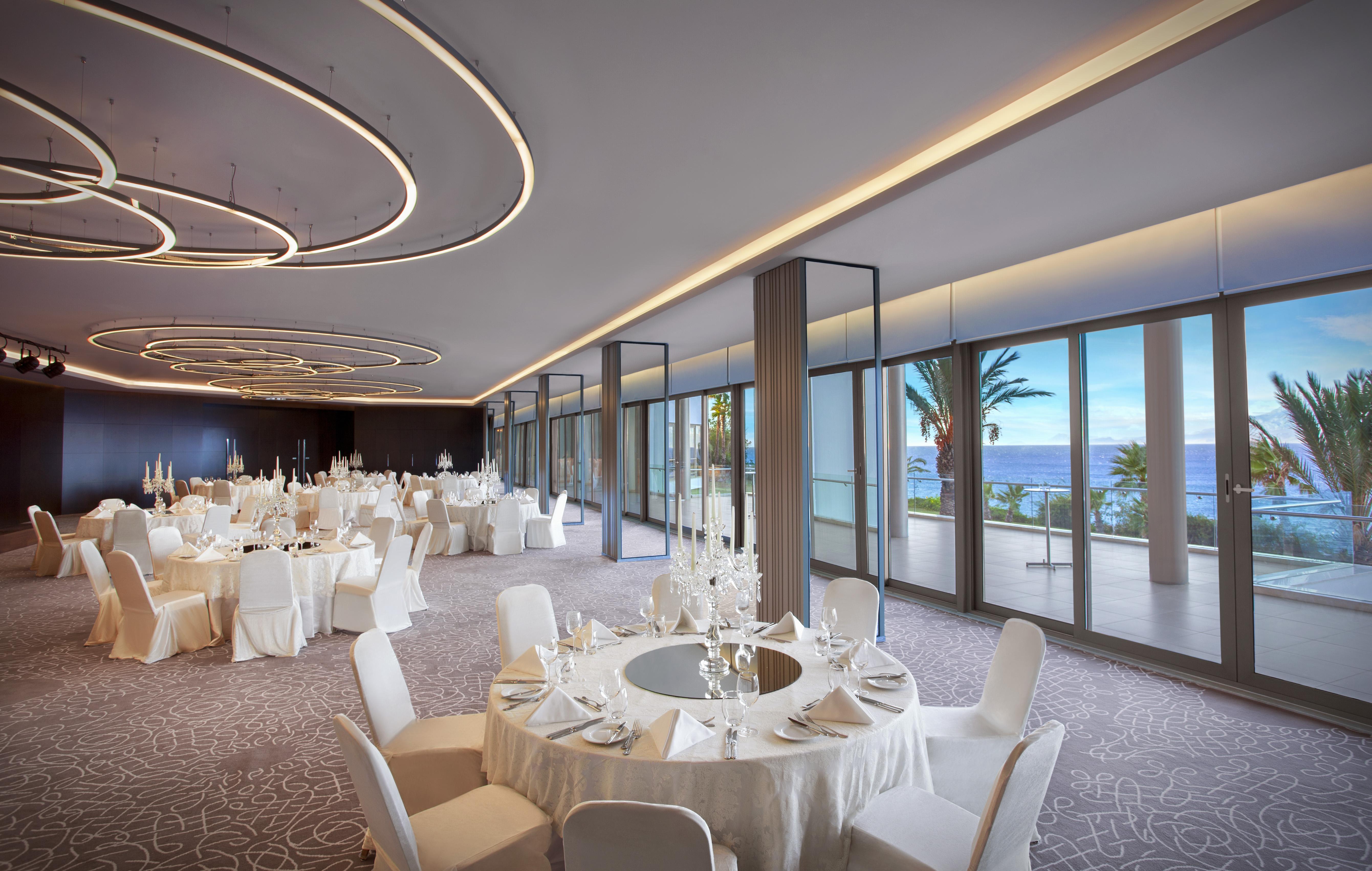 Hotel Akra