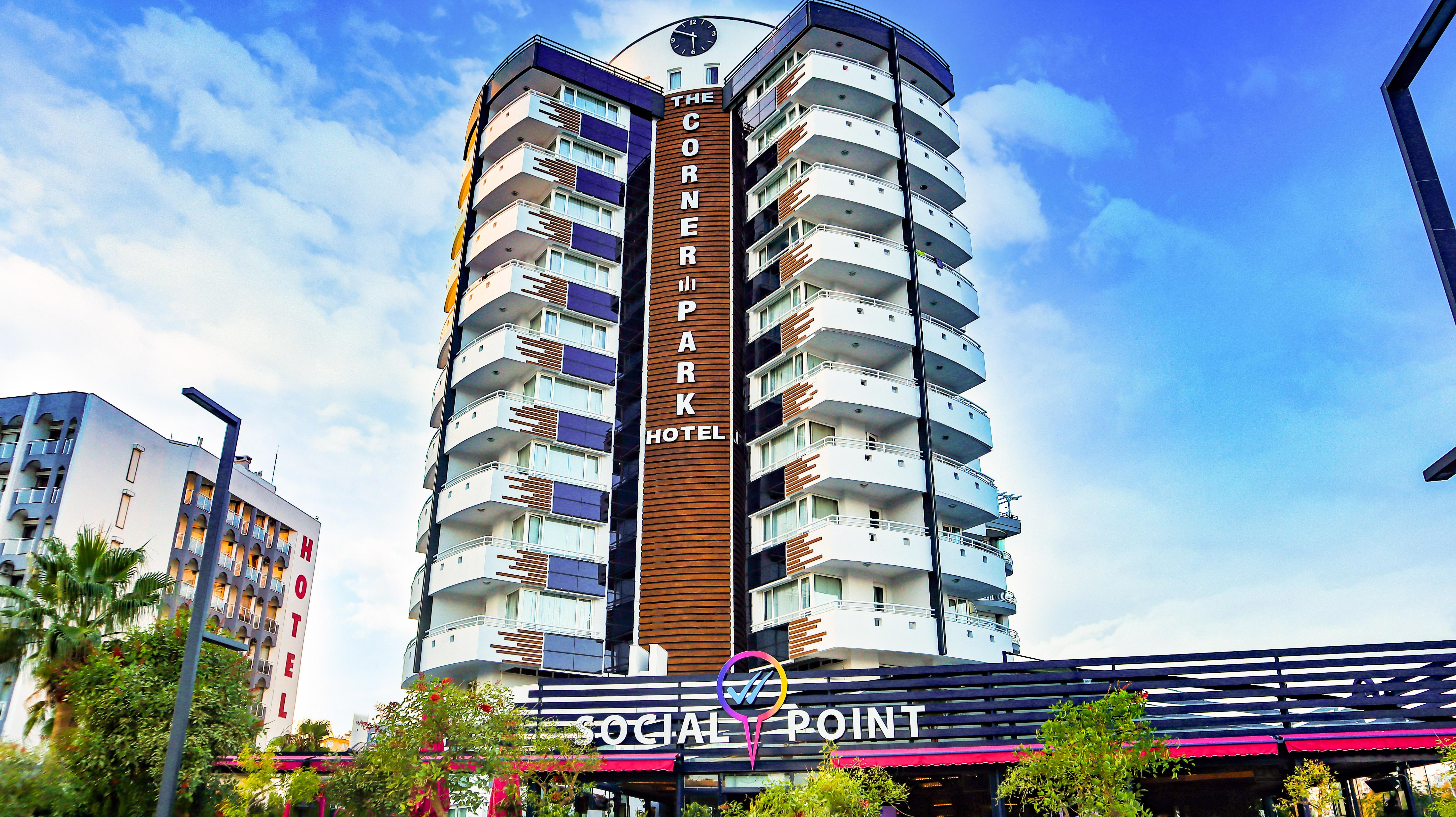 The Corner Park Otel 3*