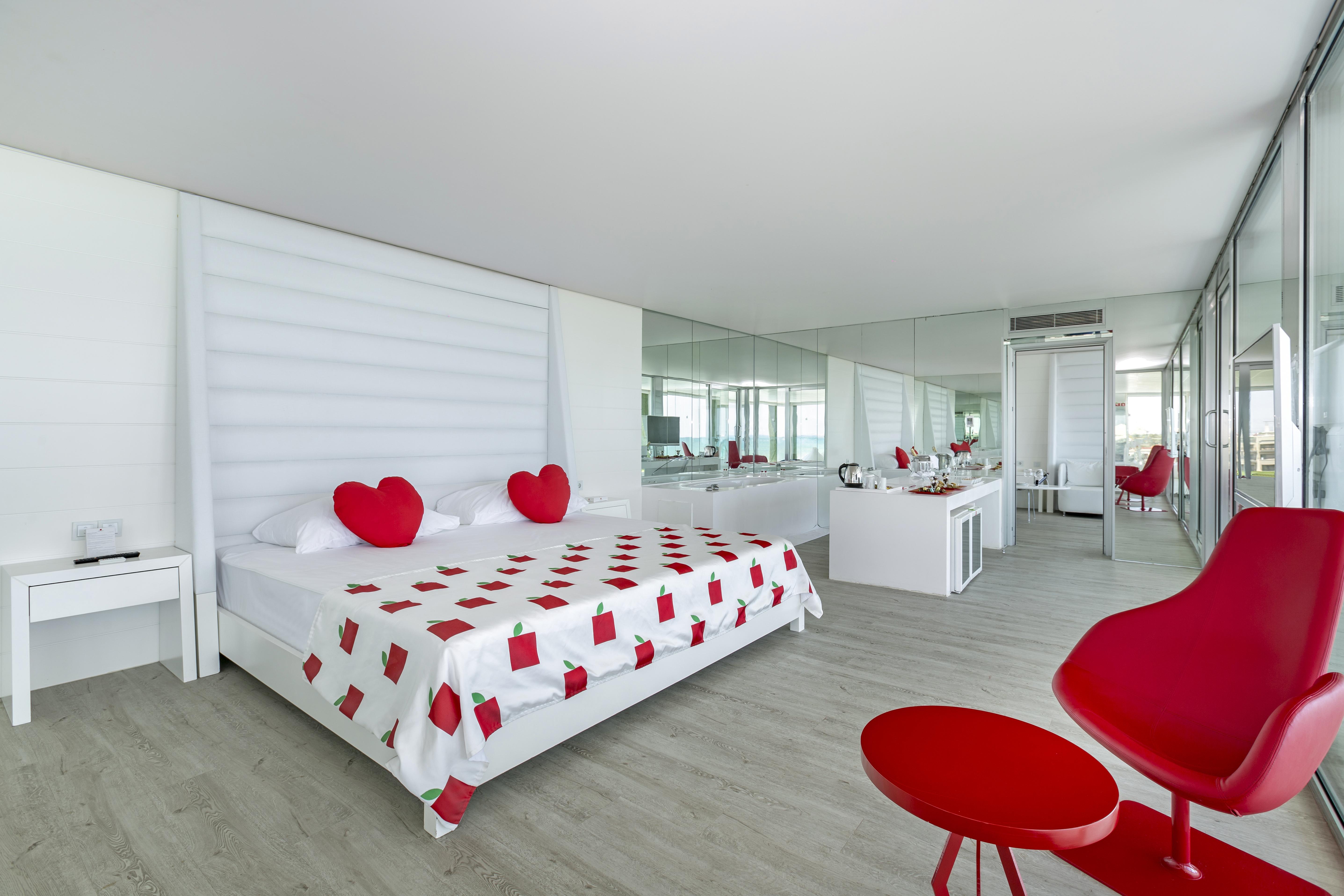 Adam & Eve Hotel