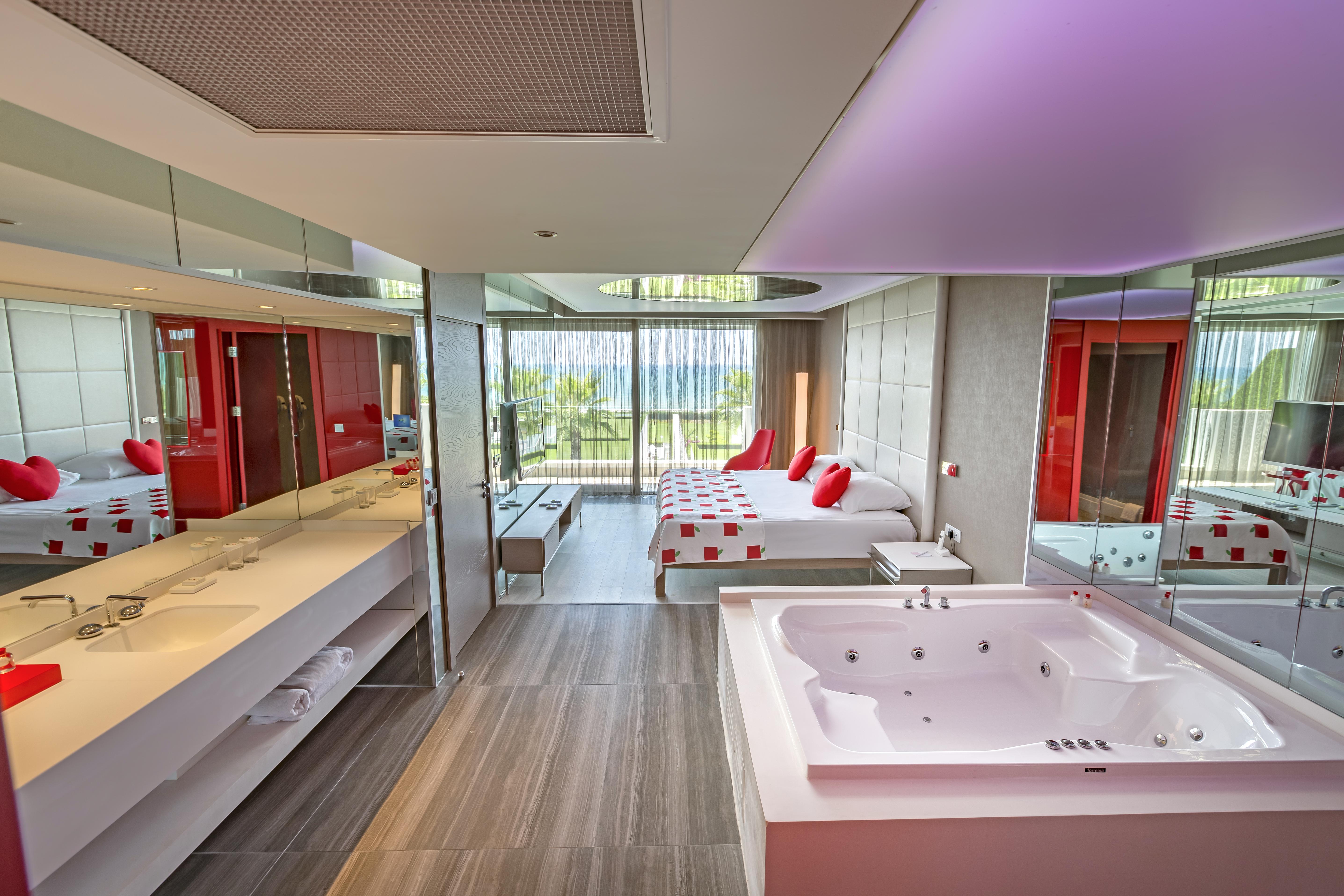 Adam & Eve Hotel