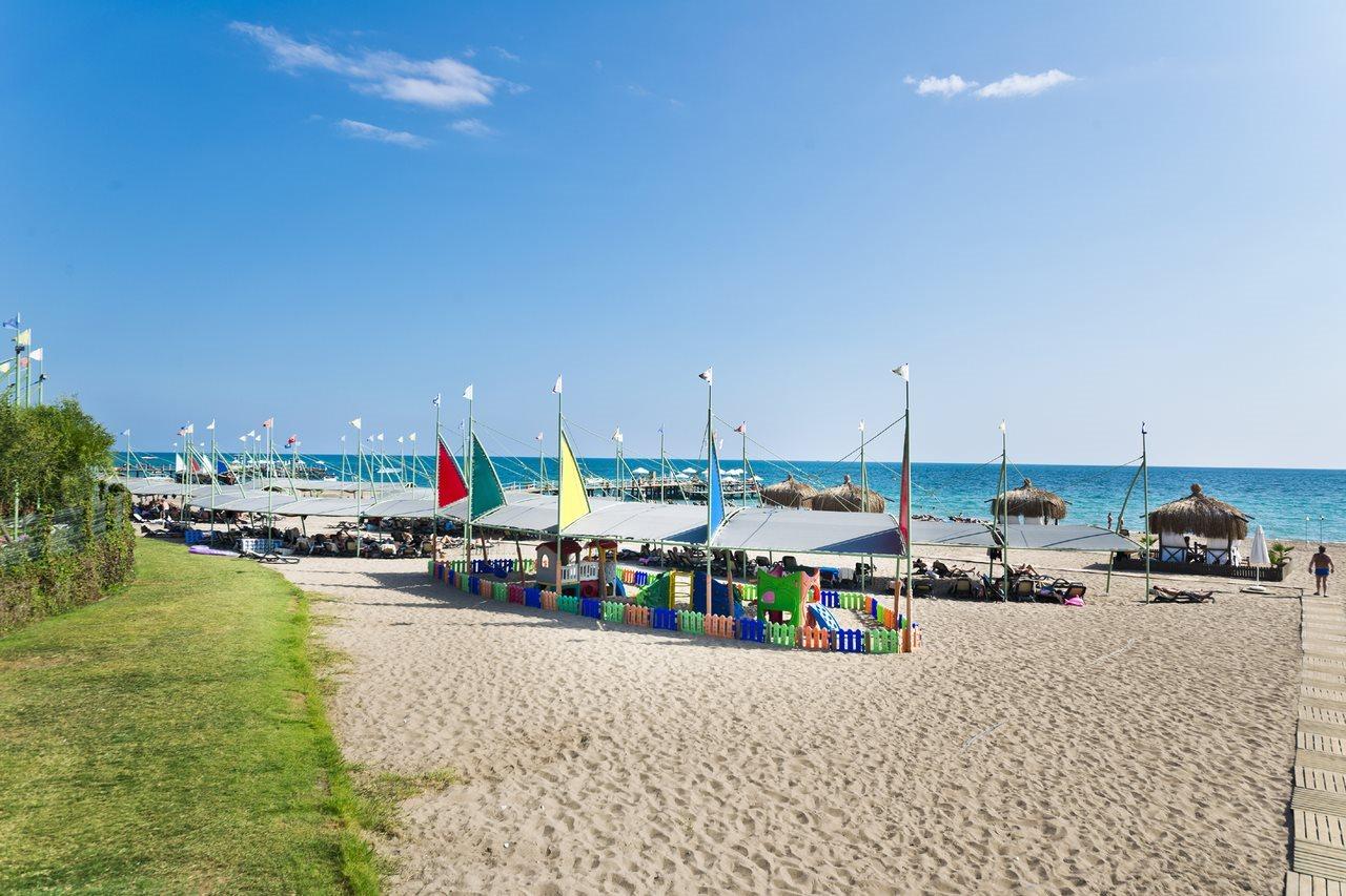 Limak Lara Deluxe & Resort Antália