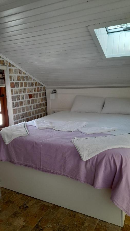 Bat Aparthotel *