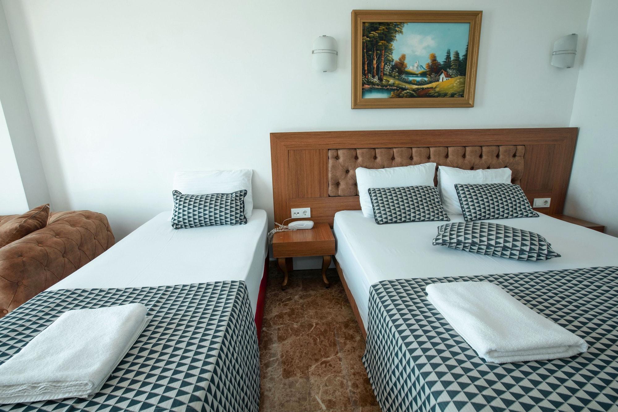 Kristal Otel Antalya