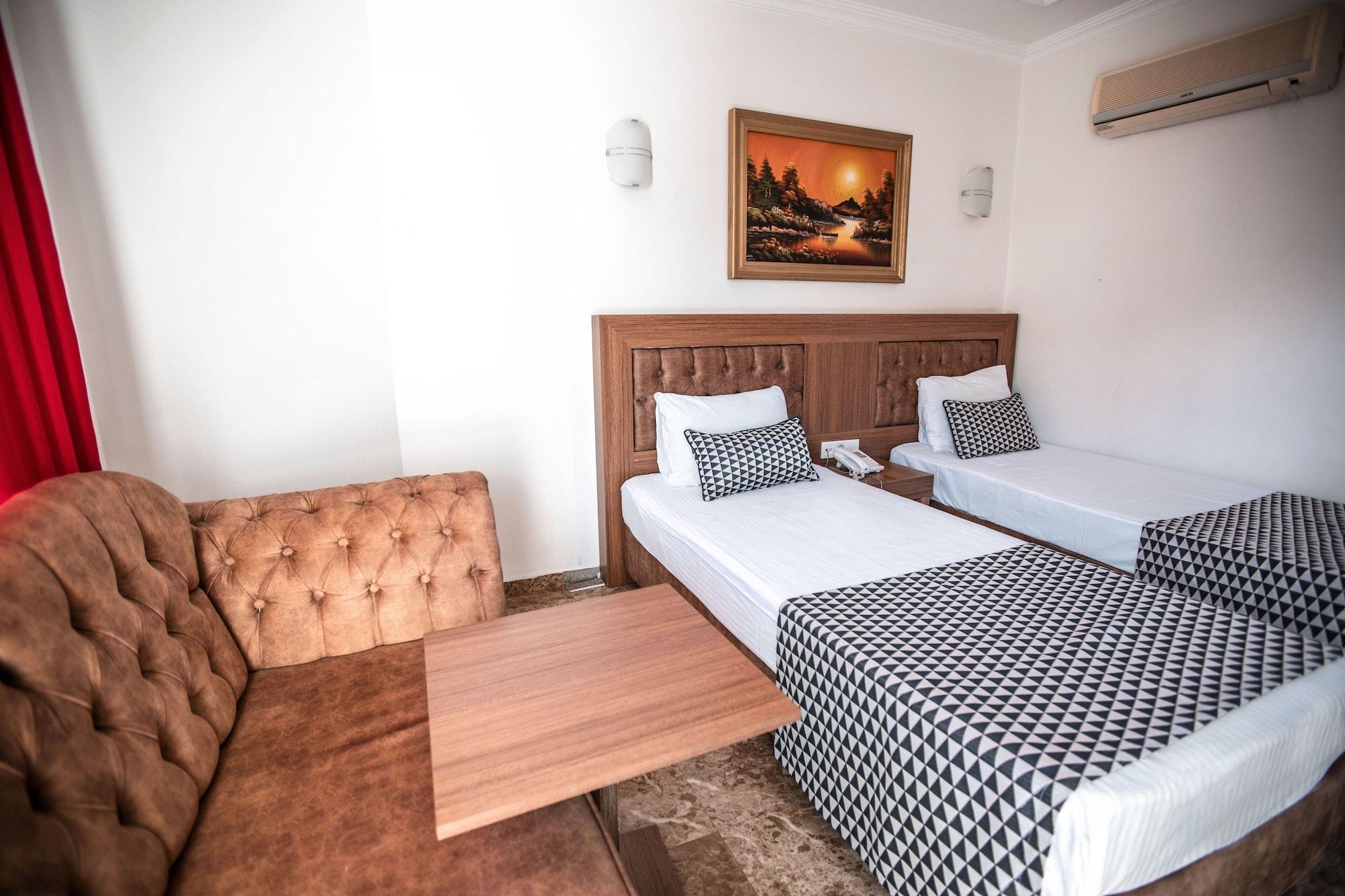 Otel Kristal 3*