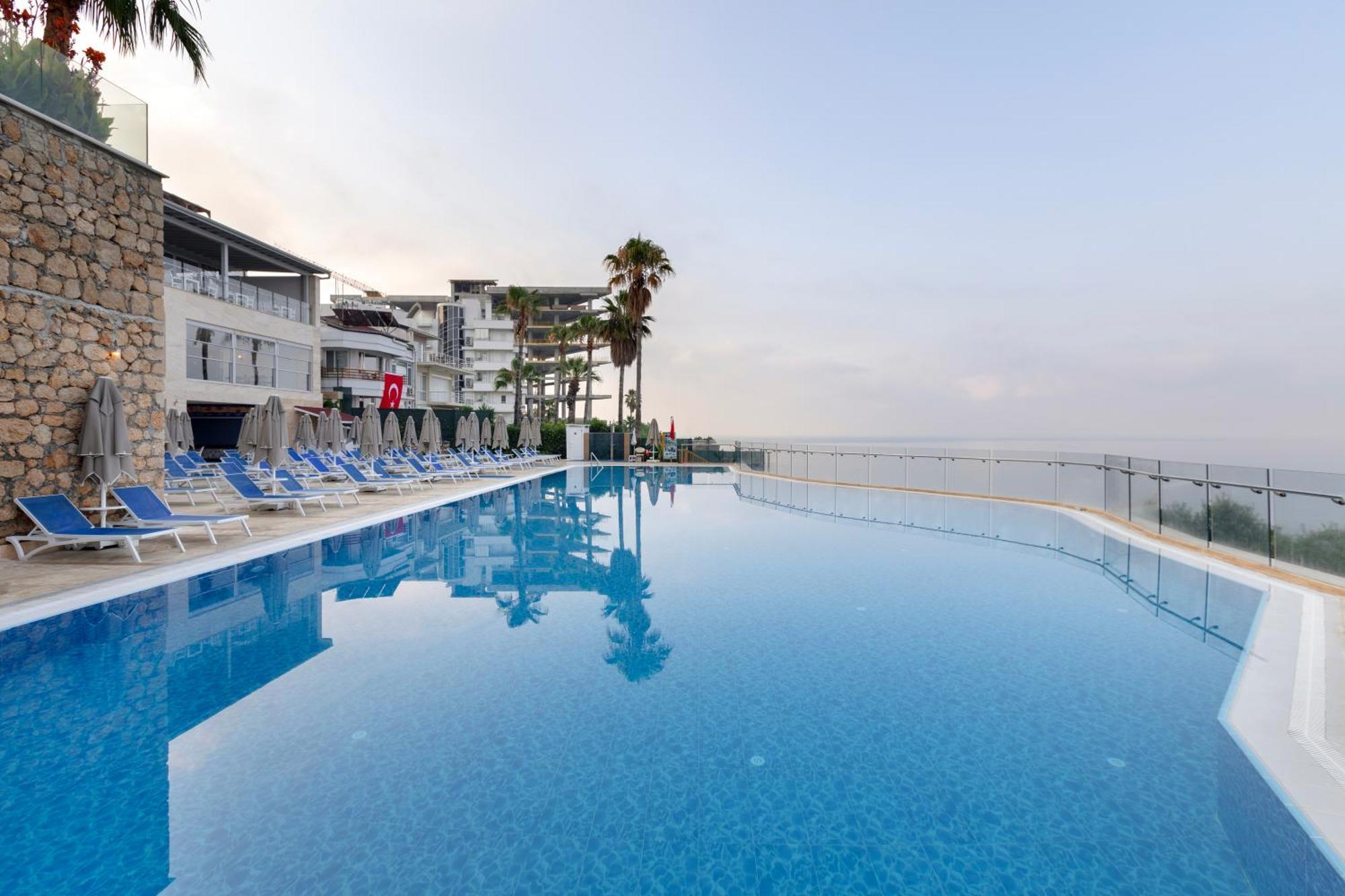 Hotel Ramada Plaza Antália