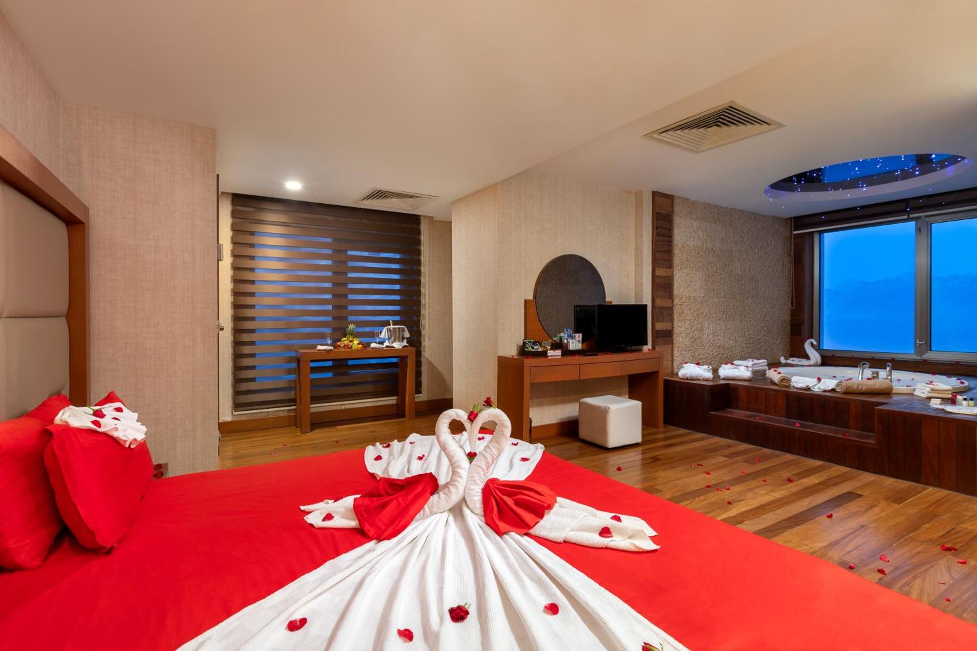 Hotel Ramada Plaza Antália